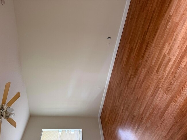 Building Photo - 787 SE Evergreen Terrace