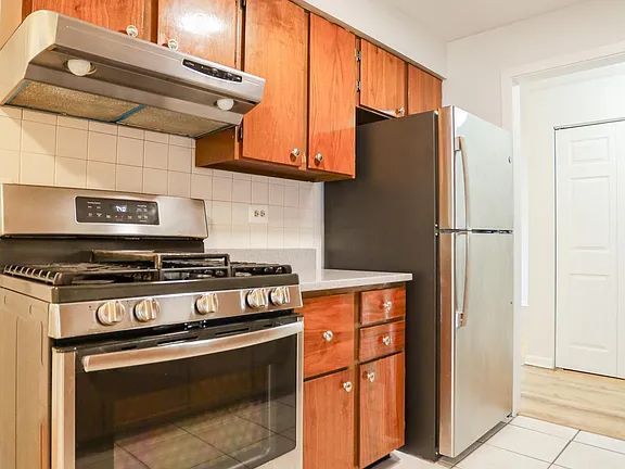 Building Photo - 700 McKinley Ave