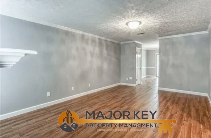 Building Photo - 2340 Beaver Ruin Rd