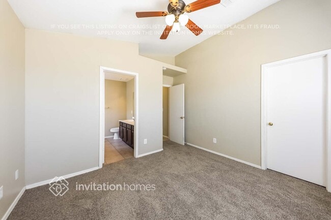 Building Photo - 11944 N 74th Ln
