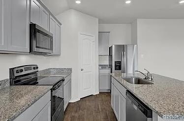 Building Photo - 320 Wirecrested Dr
