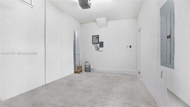 Building Photo - 2676 SE 12th Pl