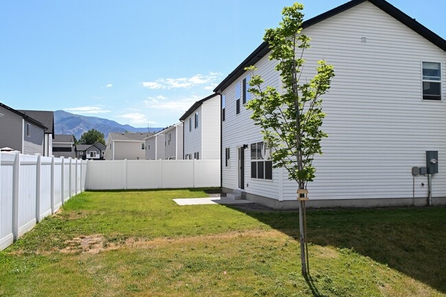 Building Photo - 1463 W 2055 S