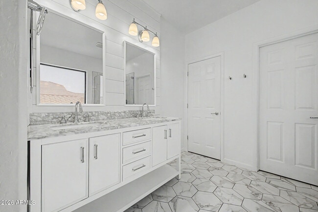 Building Photo - 41342 W Capistrano Dr