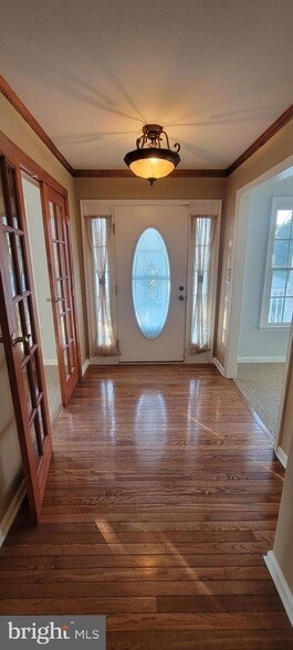 Building Photo - 11607 River Meadows Way