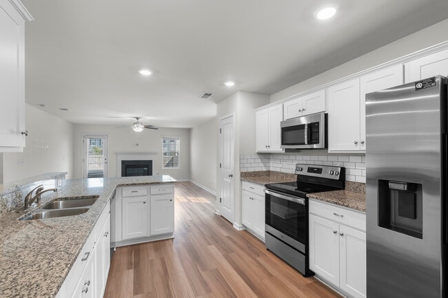 Building Photo - 672 Penfolds Wy
