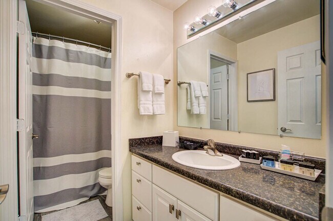 Building Photo - 3367 S 100th St