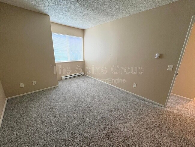 Building Photo - 17890 SW Alexander St