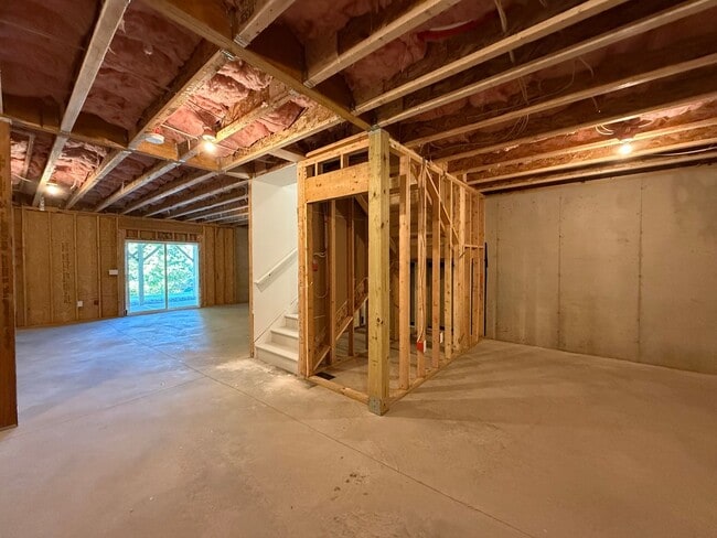 Building Photo - Newly Built 5BD, 4.5BA Knightdale Home wit...