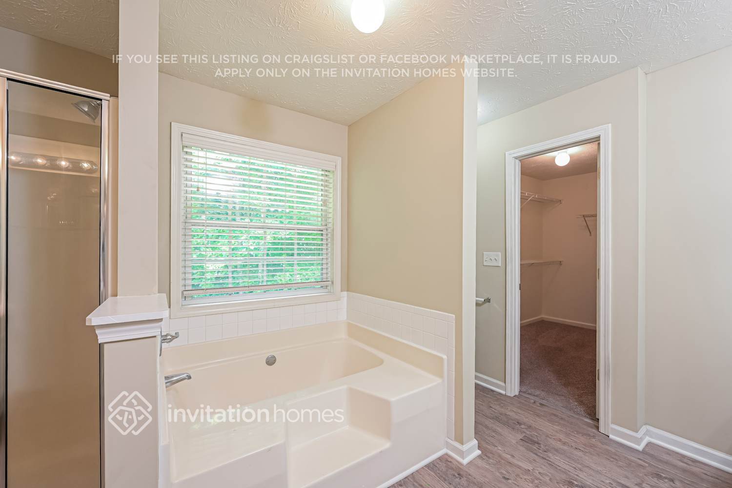 Building Photo - 535 Devonshire Walk Dr