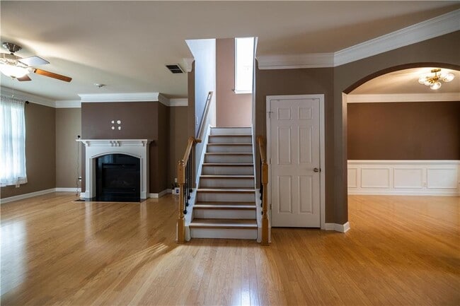 Building Photo - 4962 Weathervane Dr
