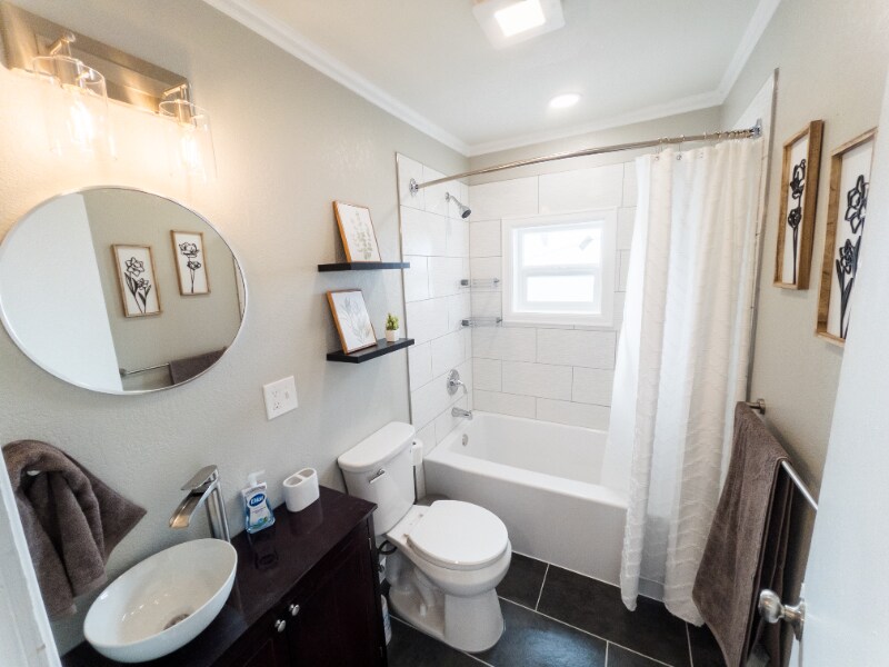 Building Photo - 1010 California Ave