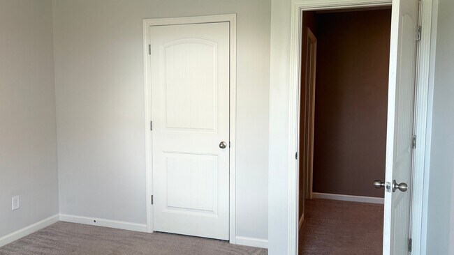 Building Photo - 4475 Merrigold Wy