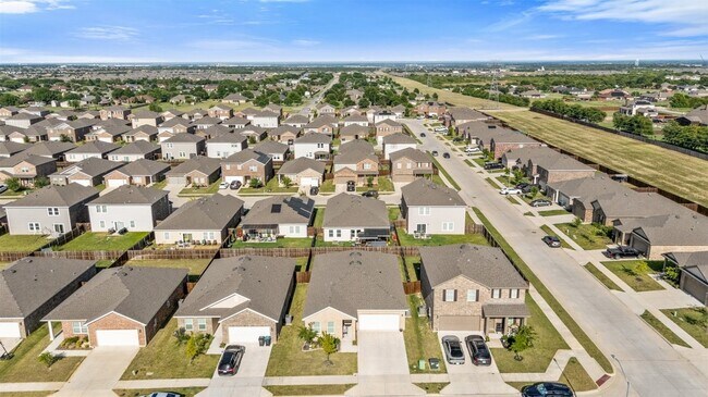 Building Photo - 10357 Rosegreen Ln