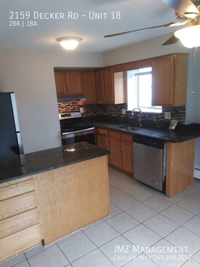 Primary Photo - Beautifully Updated Apartment In Walled Lake!