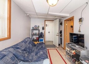 Building Photo - 2303 Olive St