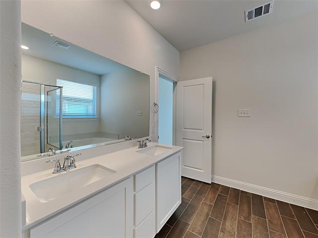 Building Photo - 11136 Canyon Mine Dr