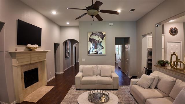 Building Photo - 1109 Well Meadow Ln