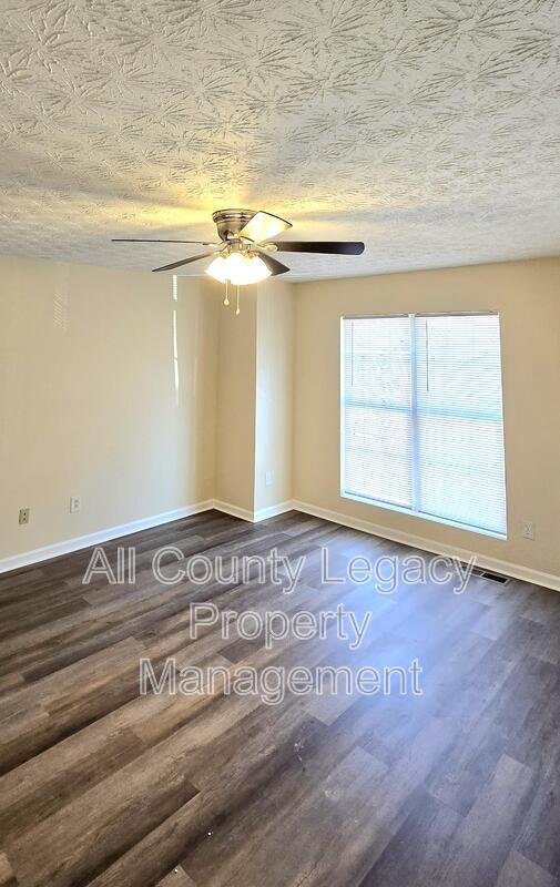 Building Photo - 2478 Piering Dr