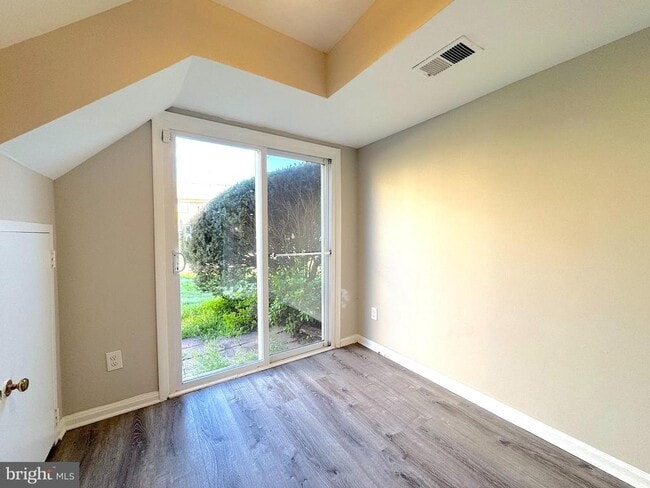 Building Photo - 9689 Hagel Cir