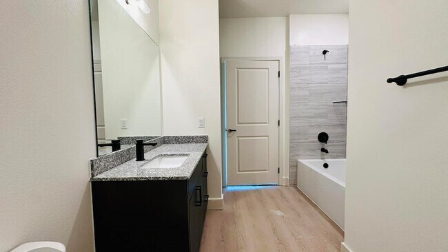 Building Photo - 19100 Woodland Hills Dr