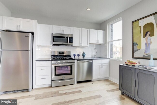 Building Photo - 3101 Sherman Ave NW