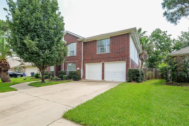 Building Photo - 22510 Holly Lake Dr