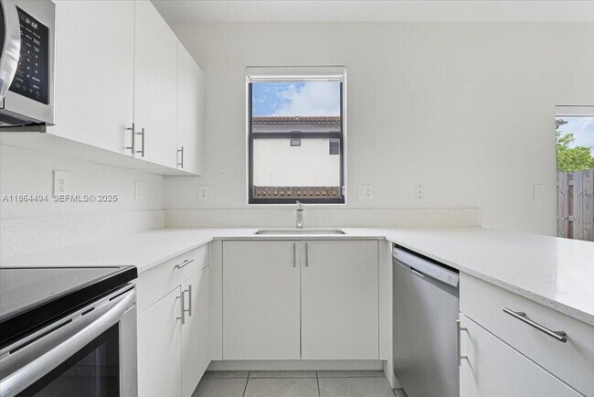 Building Photo - 11779 SW 247th Ter