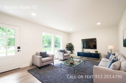 Building Photo - 8400 W 93rd St