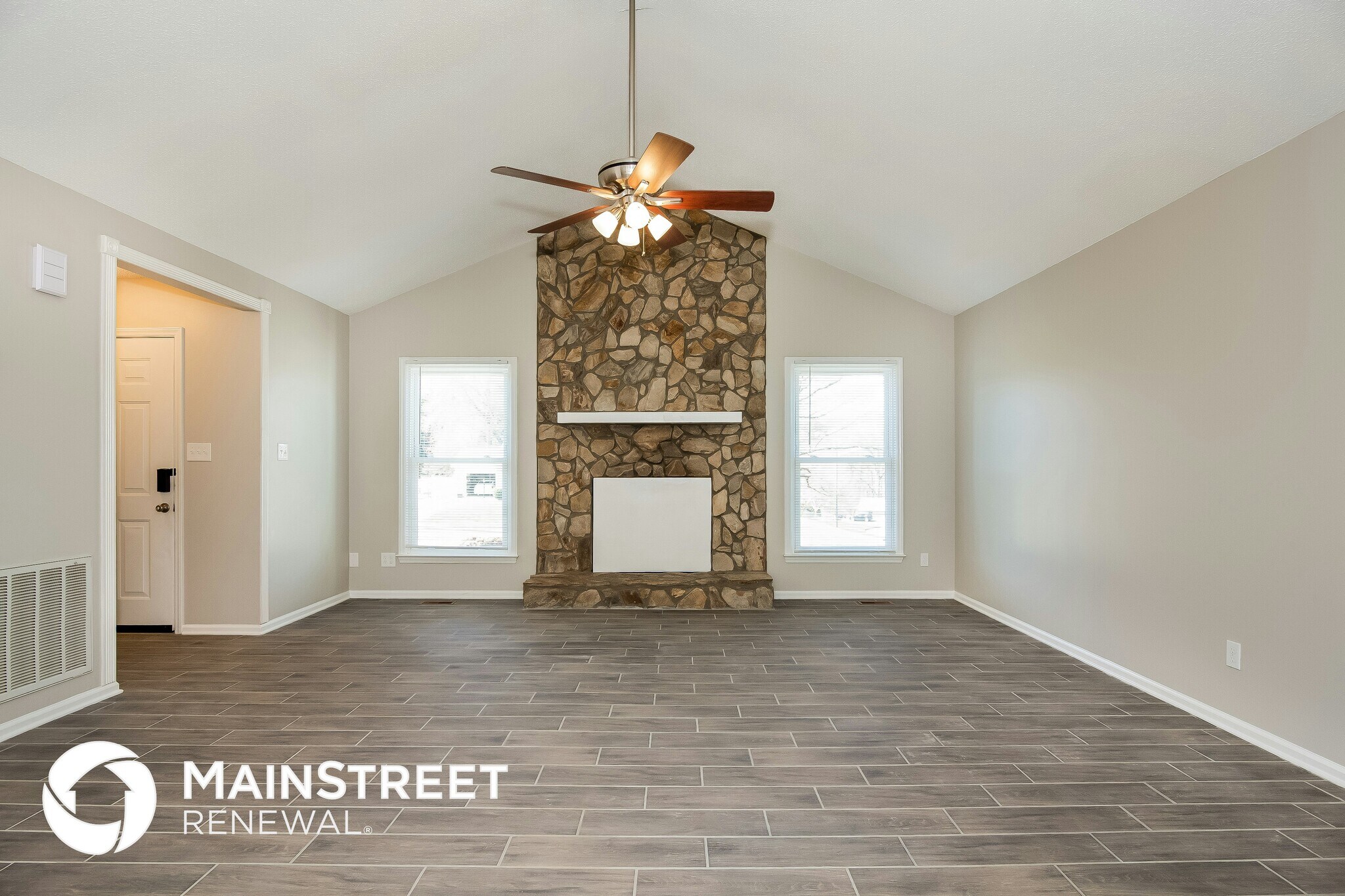 Building Photo - 124 Shade Tree Ct