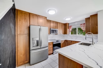 Building Photo - 83 Hoolaau St