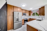 Building Photo - 83 Hoolaau St