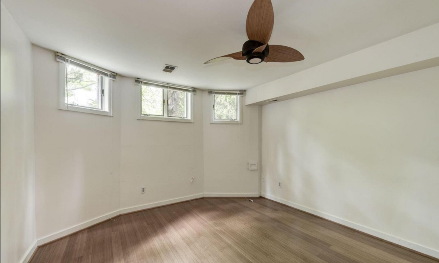 Large east facing bedroom with fan and closet space - 2506 Cliffbourne Pl NW