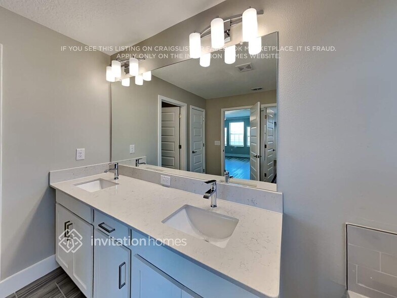 Building Photo - 9799 Wild Begonia Loop