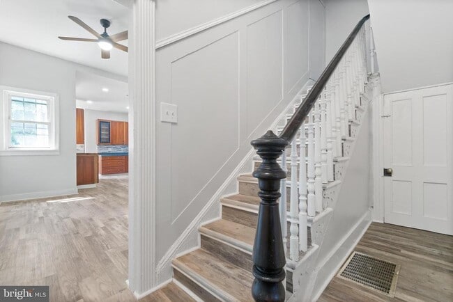 Building Photo - 2547 Ashton St