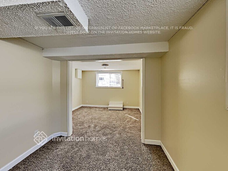 Building Photo - 4242 Clark Dr