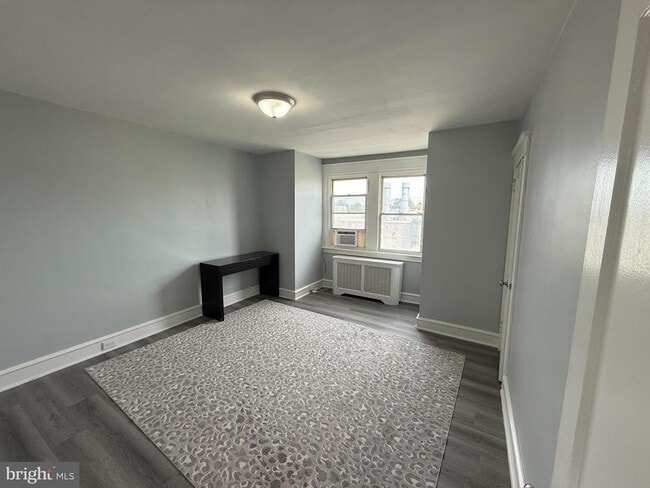 Building Photo - 4018 Chippendale Ave