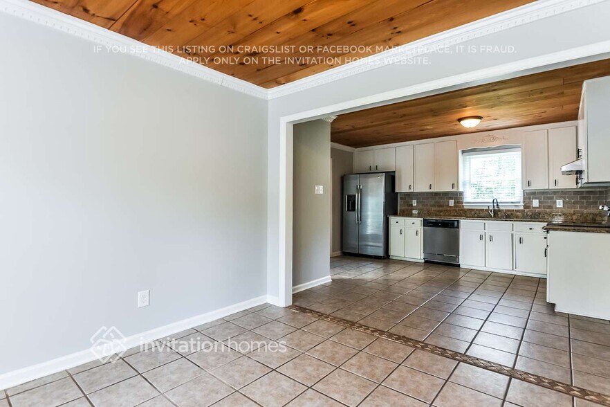 Building Photo - 1017 Riderwood Ct