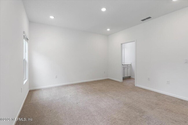 Building Photo - 14220 Epply Dr