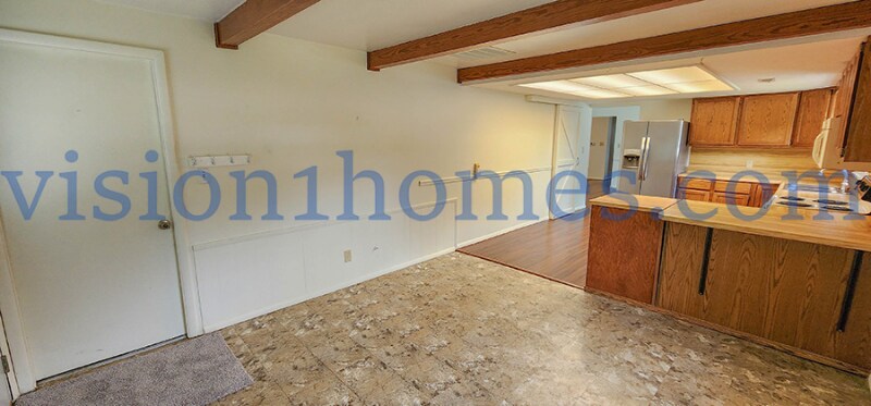 Building Photo - 2965 W Market St