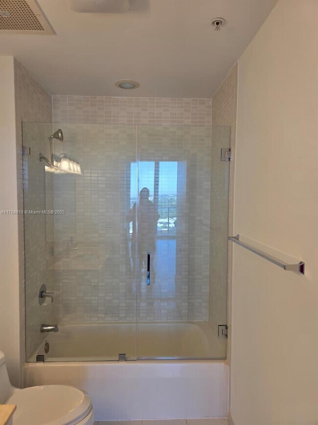 Building Photo - 3470 E Coast Ave