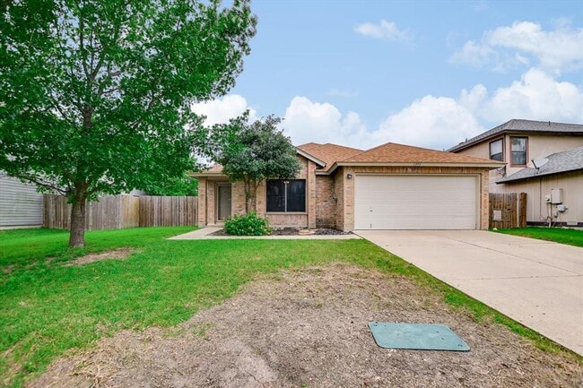 Building Photo - 1353 Lakeside Loop