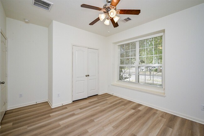 Building Photo - 24730 Crystal Leaf Ln