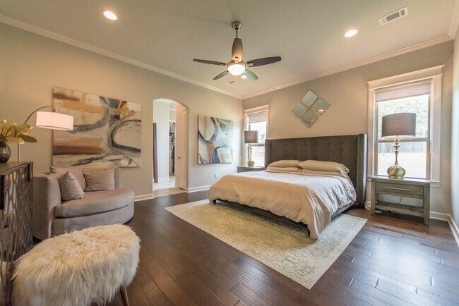 Building Photo - Sherwood Rental