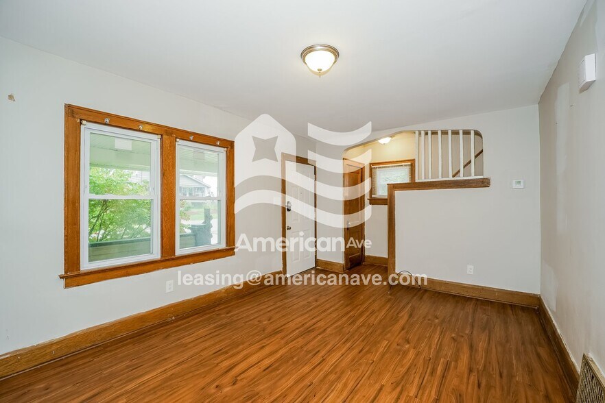 Building Photo - 1383 Hillcrest St