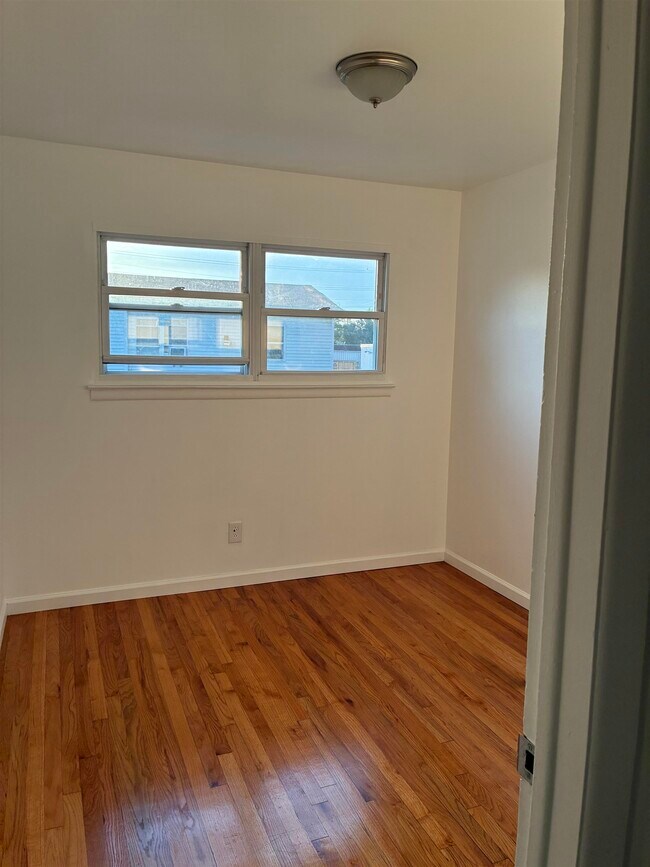 Building Photo - 4803 Aschoff Pl