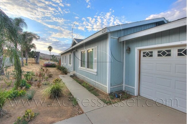 Building Photo - 16364 Stevens Ave