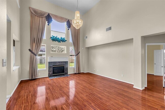 Building Photo - 16343 Mellow Oaks Ln