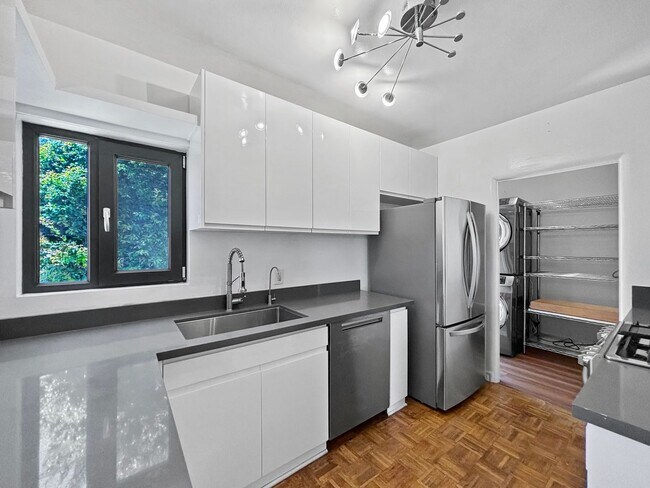 Building Photo - Beautiful 3BD/2BA House in El Cerrito w/ W...