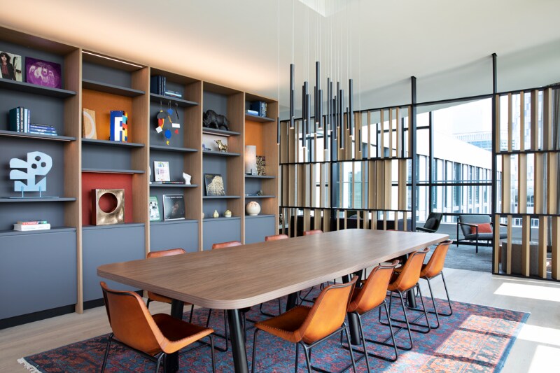 Building Photo - 825 W Madison St